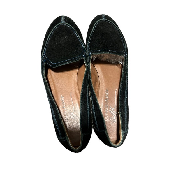 DONALD J. PLINER Black Suede Point Toe Loafers-Size 6.5 - Picture 5 of 13